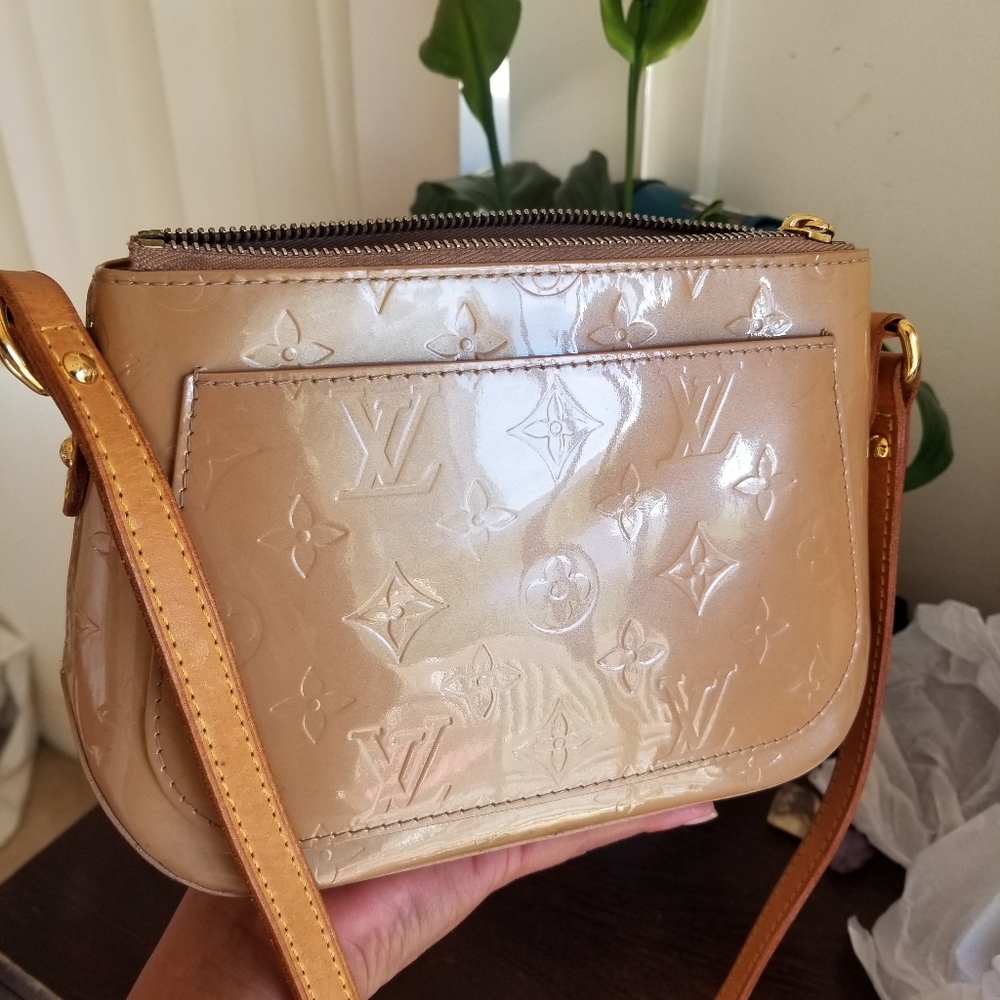 Louis Vuitton  discontinued  Noisette crossbody  bag/ Sale! - Picture 4 of 16